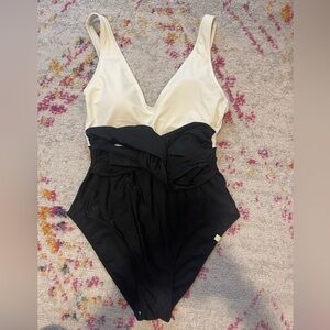 Summersalt Black/White Tie One Piece, Sz 6